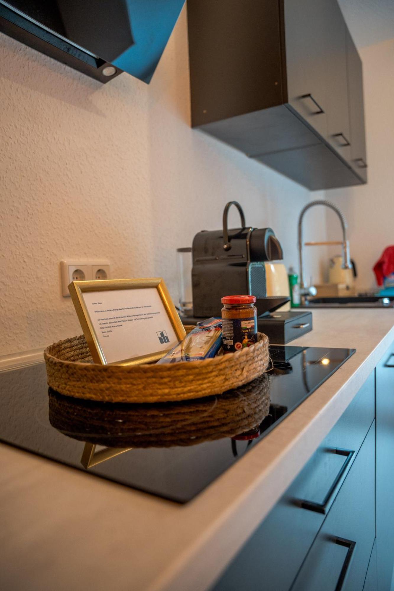 Schlossberg Residences - Design City-Apartment Im Herzen Der Weinstrasse Neustadt an der Weinstraße Eksteriør billede
