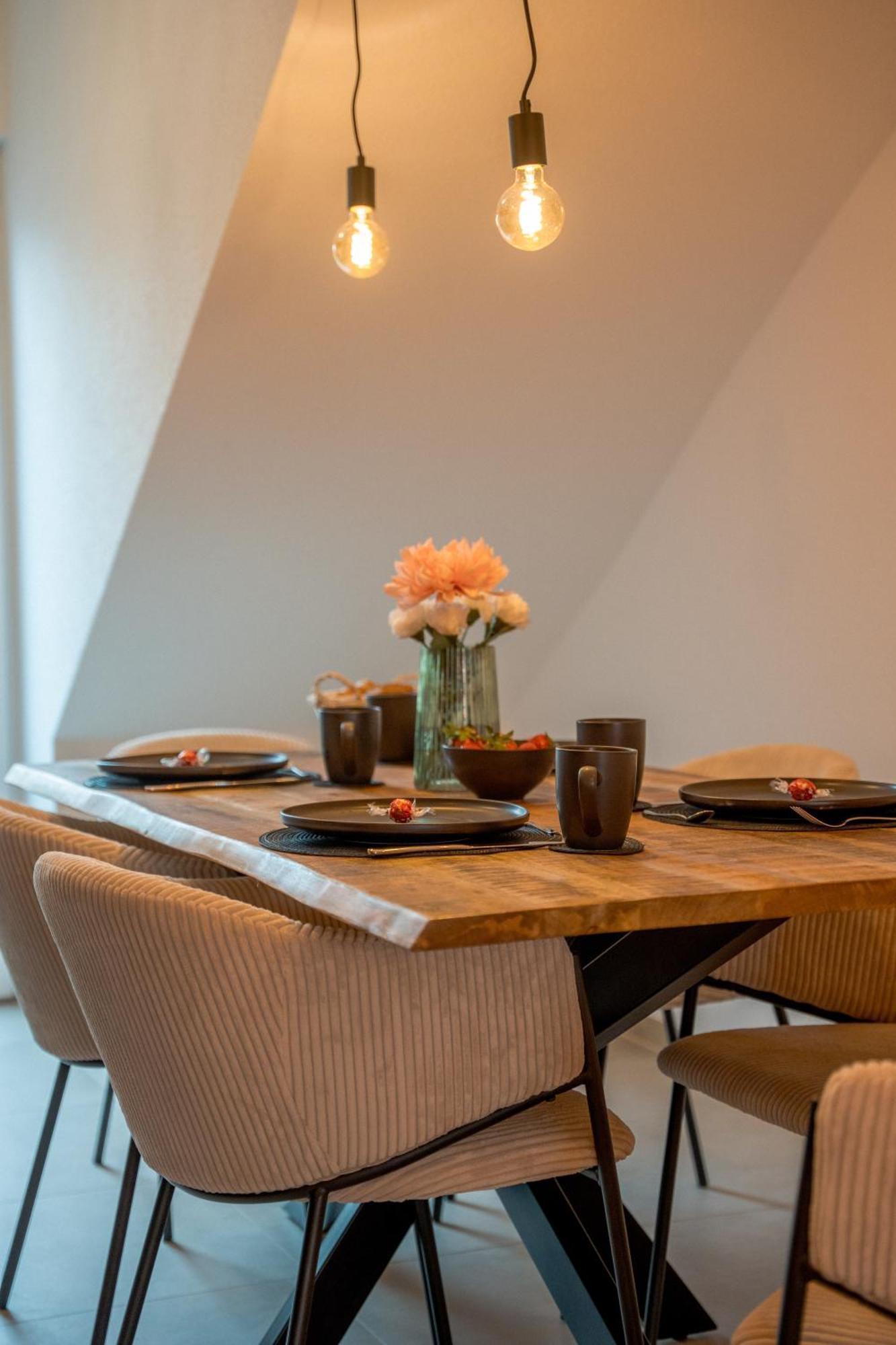Schlossberg Residences - Design City-Apartment Im Herzen Der Weinstrasse Neustadt an der Weinstraße Eksteriør billede